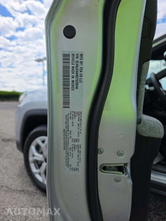 2025 Jeep Compass Sport - miniatura 2