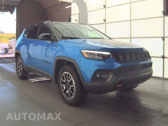 2025 Jeep Compass Trailhawk - miniatura 3