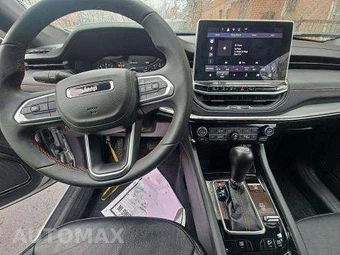 2025 Jeep Compass Trailhawk - miniatura 10