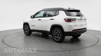 2025 Jeep Compass Trailhawk - miniatura 5
