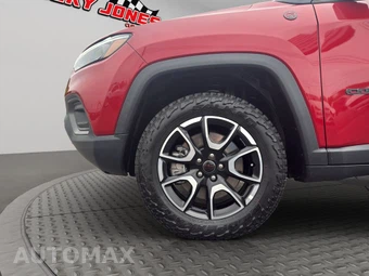 2025 Jeep Compass Trailhawk - miniatura 15