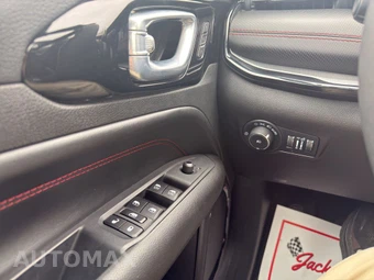 2025 Jeep Compass Trailhawk - miniatura 20