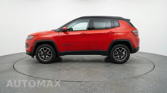 2025 Jeep Compass Trailhawk - miniatura 4