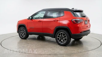 2025 Jeep Compass Trailhawk - miniatura 5