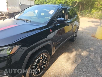 2025 Jeep Compass Trailhawk
