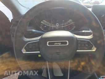 2025 Jeep Compass Trailhawk - miniatura 10