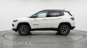 2025 Jeep Compass Trailhawk - miniatura 4