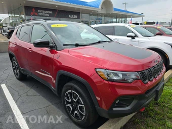 2025 Jeep Compass Trailhawk - miniatura 4