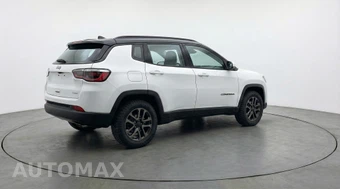 2025 Jeep Compass Trailhawk - miniatura 7