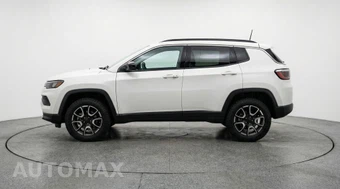 2025 Jeep Compass Trailhawk - miniatura 4