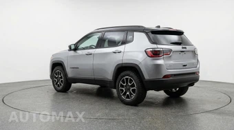 2025 Jeep Compass Trailhawk - miniatura 5