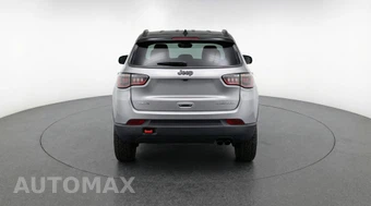 2025 Jeep Compass Trailhawk - miniatura 6
