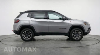 2025 Jeep Compass Trailhawk - miniatura 8