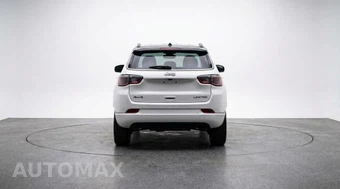 2025 Jeep Compass Trailhawk - miniatura 6