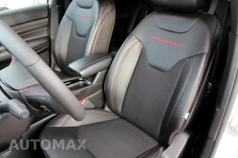 2025 Jeep Compass Trailhawk - miniatura 13