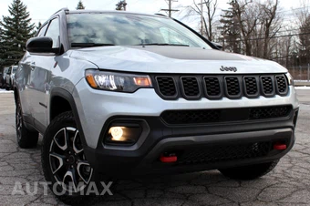 2025 Jeep Compass Trailhawk - miniatura 2