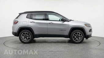 2025 Jeep Compass Trailhawk - miniatura 8