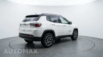2025 Jeep Compass Trailhawk - miniatura 7