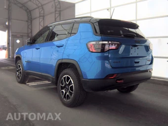 2025 Jeep Compass Trailhawk - miniatura 6