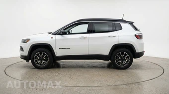2025 Jeep Compass Trailhawk - miniatura 4