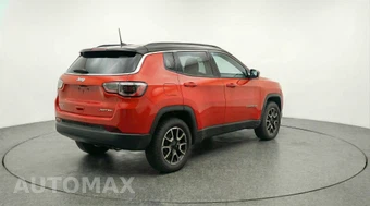 2025 Jeep Compass Trailhawk - miniatura 7