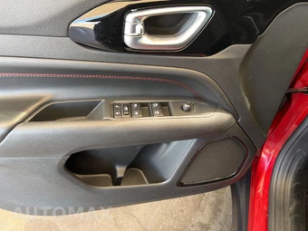 2025 Jeep Compass Trailhawk - miniatura 12
