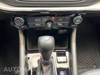 2025 Jeep Compass Trailhawk - miniatura 37
