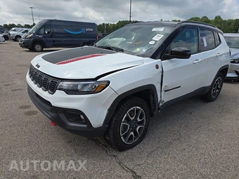 2025 Jeep Compass Trailhawk - car from the USA, Manheim Buy-Now listing at AUTOMAX