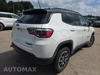 2025 Jeep Compass Trailhawk - miniatura 4