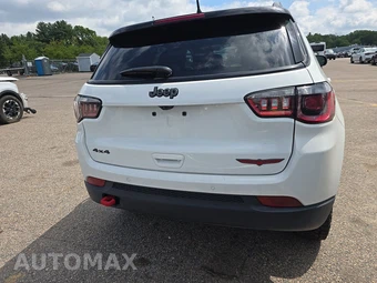 2025 Jeep Compass Trailhawk - miniatura 5