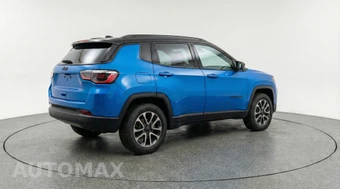 2025 Jeep Compass Trailhawk - miniatura 7