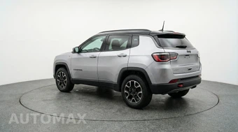 2025 Jeep Compass Trailhawk - miniatura 5