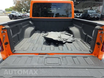 2025 Jeep Gladiator High Tide Crew Cab Medium Bed - miniatura 16