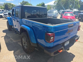 2025 Jeep Gladiator Mojave Crew Cab Medium Bed - miniatura 2