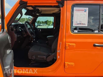2025 Jeep Gladiator Mojave Crew Cab Medium Bed - miniatura 3