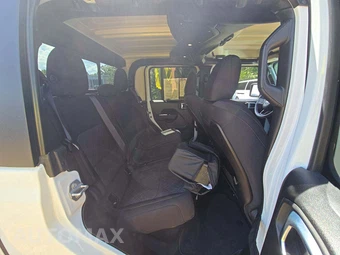 2025 Jeep Gladiator Mojave Crew Cab Medium Bed - miniatura 13