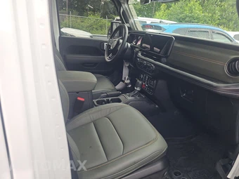 2025 Jeep Gladiator Mojave X Crew Cab Medium Bed - miniatura 8