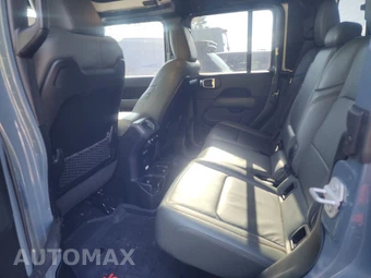 2025 Jeep Gladiator Mojave X Crew Cab Medium Bed - miniatura 13