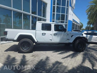 2025 Jeep Gladiator Nighthawk Crew Cab Medium Bed - miniatura 4