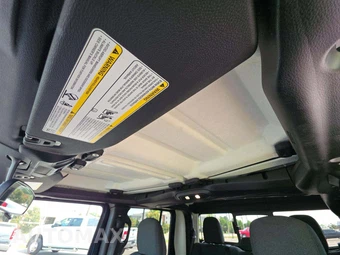 2025 Jeep Gladiator Nighthawk Crew Cab Medium Bed - miniatura 11