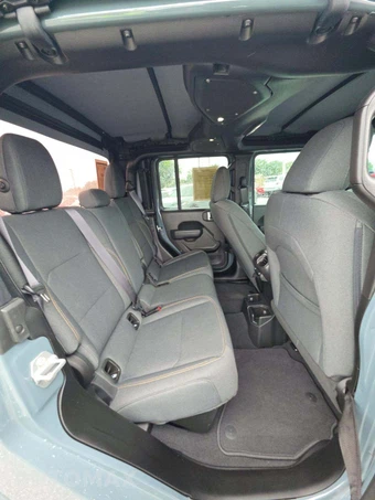 2025 Jeep Gladiator Nighthawk Crew Cab Medium Bed - miniatura 16