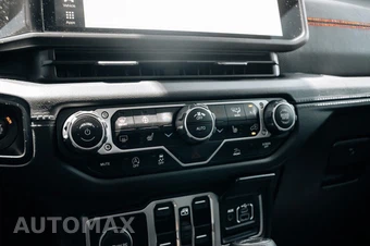 2025 Jeep Gladiator Rubicon Crew Cab Medium Bed - miniatura 34