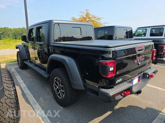 2025 Jeep Gladiator Rubicon Crew Cab Medium Bed - miniatura 2