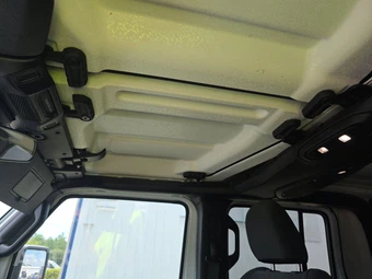 2025 Jeep Gladiator Sport S Crew Cab Medium Bed - miniatura 17
