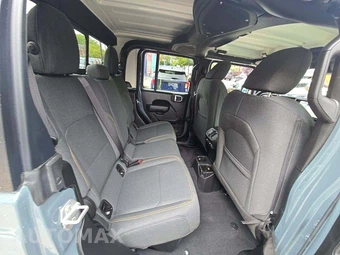 2025 Jeep Gladiator Sport S Crew Cab Medium Bed - miniatura 16