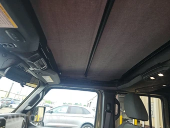 2025 Jeep Gladiator Willys Crew Cab Medium Bed - miniatura 20