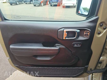 2025 Jeep Gladiator Willys Crew Cab Medium Bed - miniatura 9