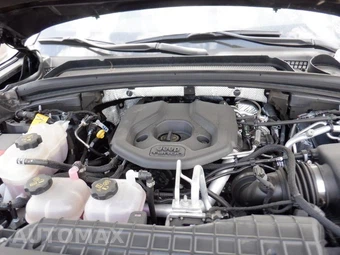 2025 Jeep Grand Cherokee 4xe - miniatura 9