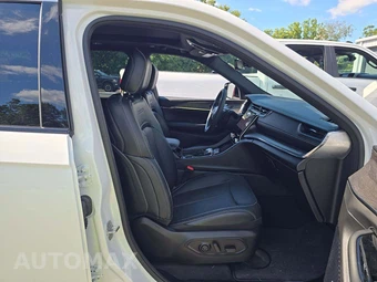 2025 Jeep Grand Cherokee 4xe Overland - miniatura 18