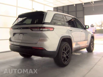 2025 Jeep Grand Cherokee Altitude - miniatura 4